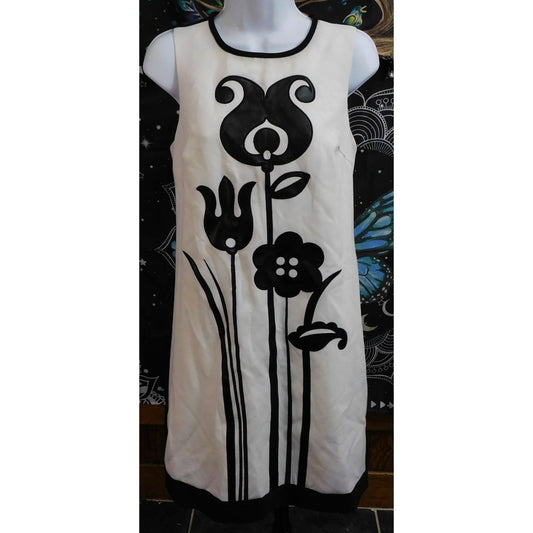 Victoria Beckham Tulip Applique Black And White Dress