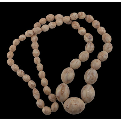Vintage Marbled Cream Lucite Beaded Necklace With Screw Clasp