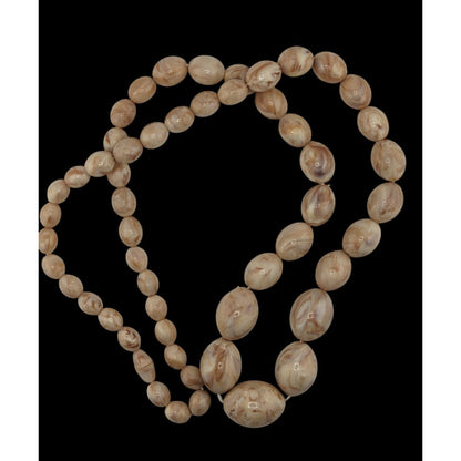 Vintage Marbled Cream Lucite Beaded Necklace With Screw Clasp