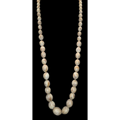 Vintage Marbled Cream Lucite Beaded Necklace With Screw Clasp