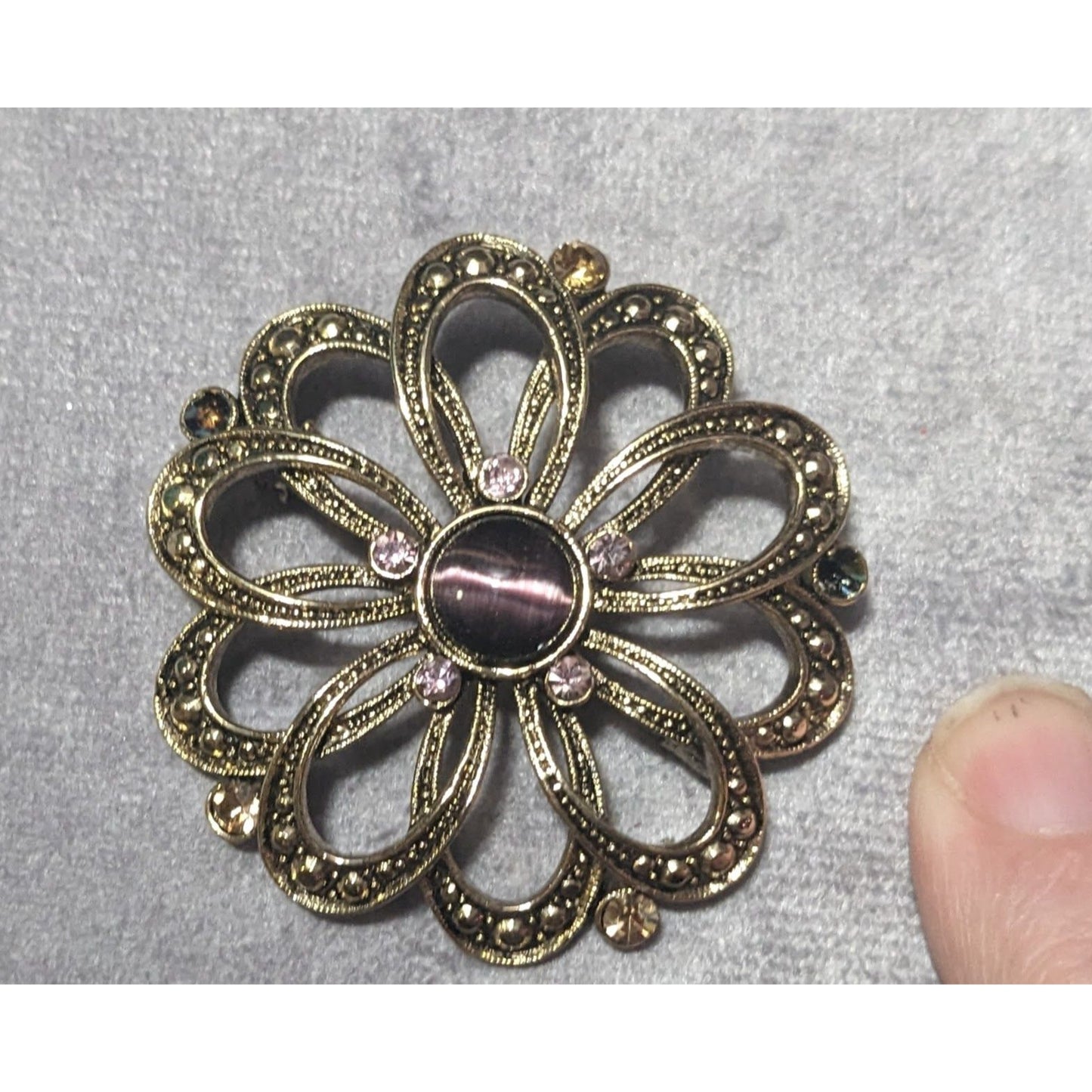 Vintage Whimsical Gold Tone Purple Gemmed Flower Brooch