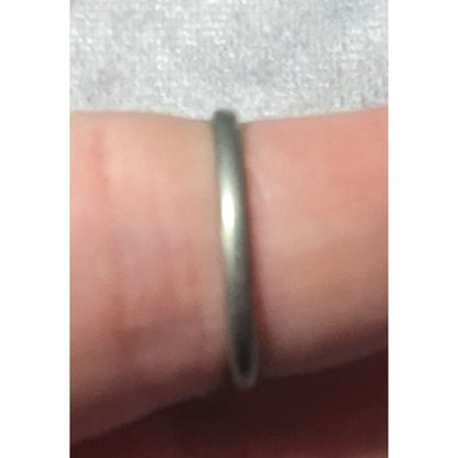 Art Deco Brushed Silver Tone Metal Ring Size 6