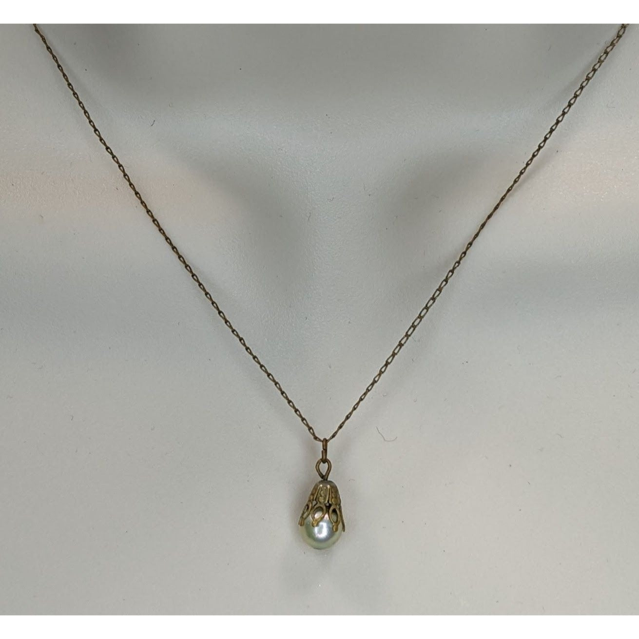 Vintage 12K GF Pearl Pendant Necklace Dainty Gold Filled Minimalist Jewelry