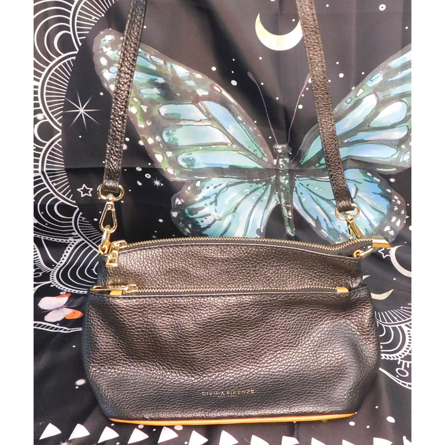 Divina Firenze Black Leather Crossbody Purse