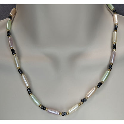 Vintage Y2K Coquette Pastel Faux Pearl Beaded Necklace Pink Green Black Gold Tone