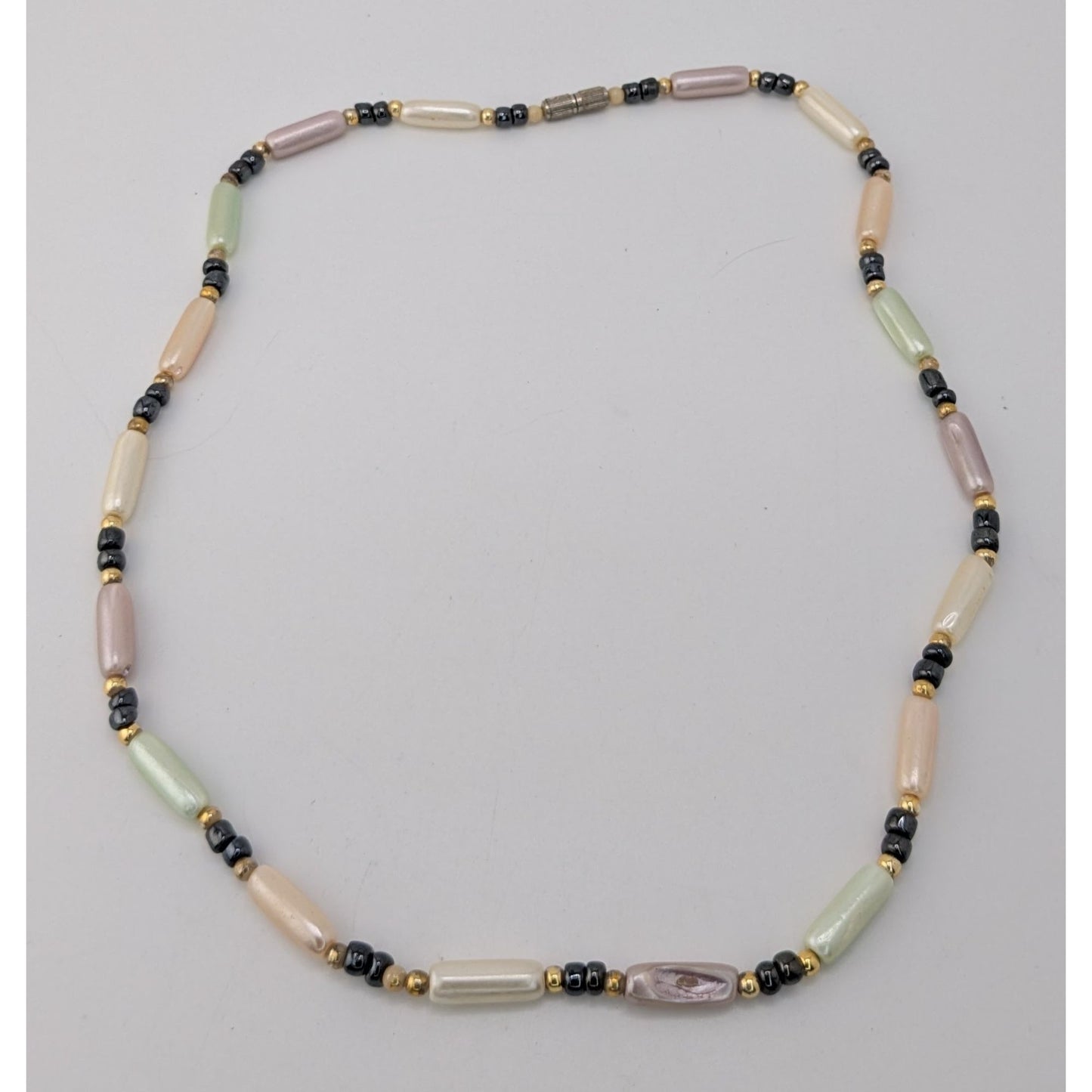 Vintage Y2K Coquette Pastel Faux Pearl Beaded Necklace Pink Green Black Gold Tone