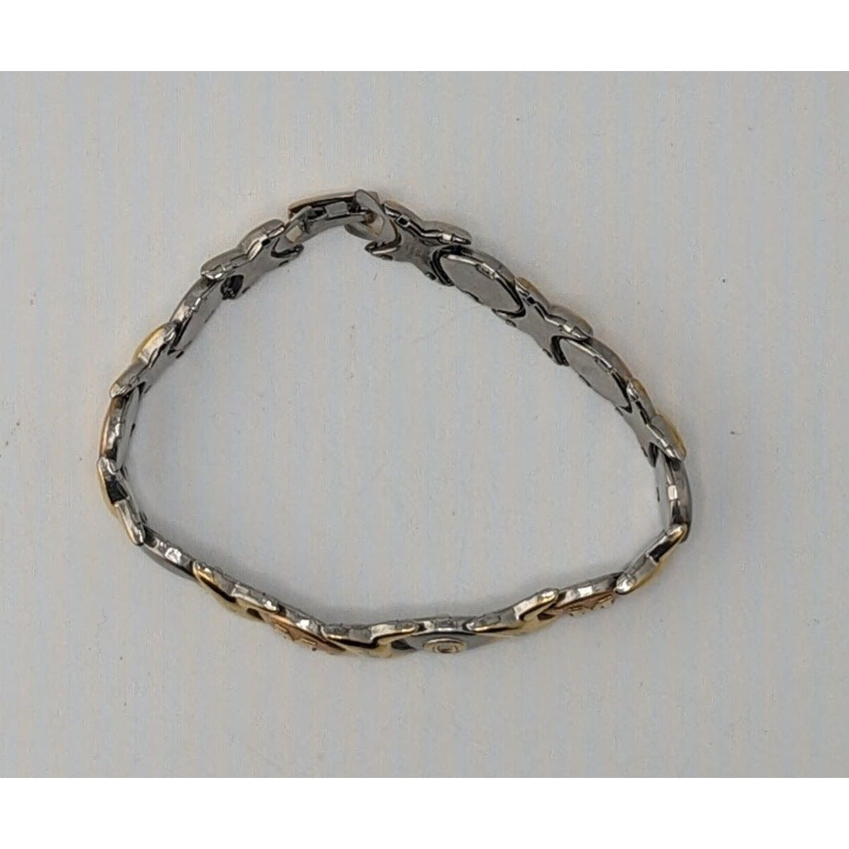 Mom-Themed Stainless Steel Bracelet Gold & Silver Snap Lock 7 Inches JJT Design