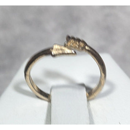 Minimalist Gold Tone Arrow Wrap Ring Size 5 1/2