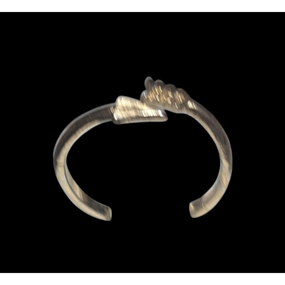 Minimalist Gold Tone Arrow Wrap Ring Size 5 1/2
