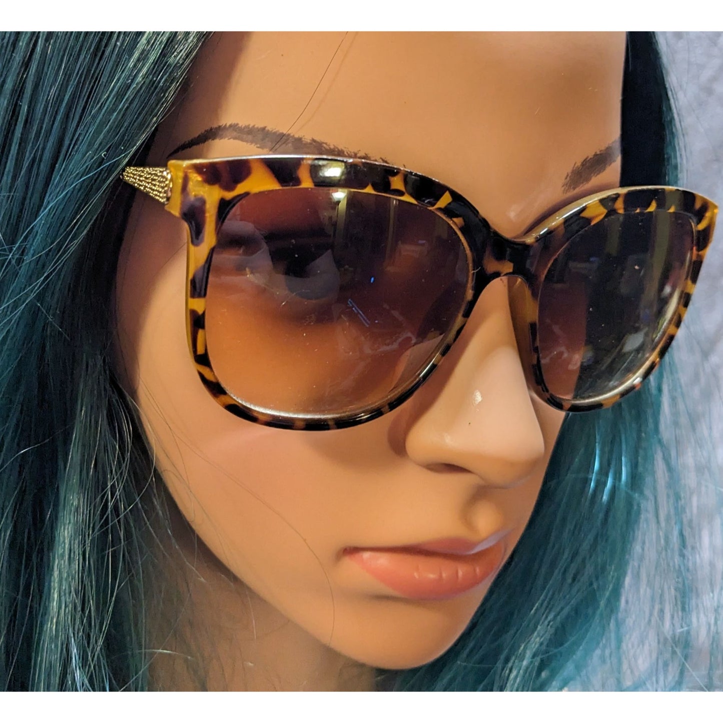 Adrienne Vittadini Tortoise Cateye Sunglasses