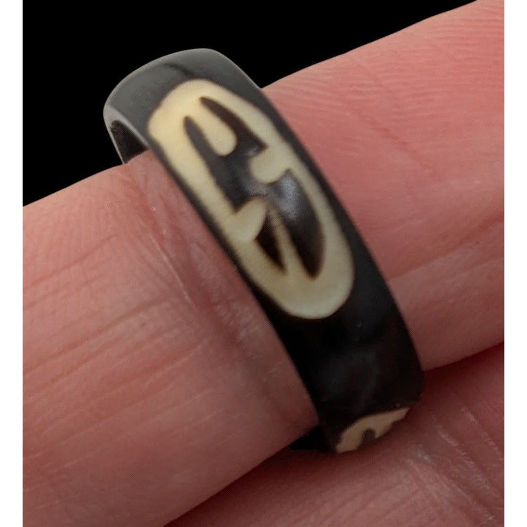 Vintage Hand-Carved Coconut Shell Ring Size 7.75 With Tribal-Inspired Design