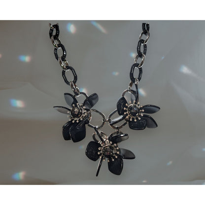 Ann Taylor Vintage Gothic Glam Black Floral Statement Necklace 18 Inch