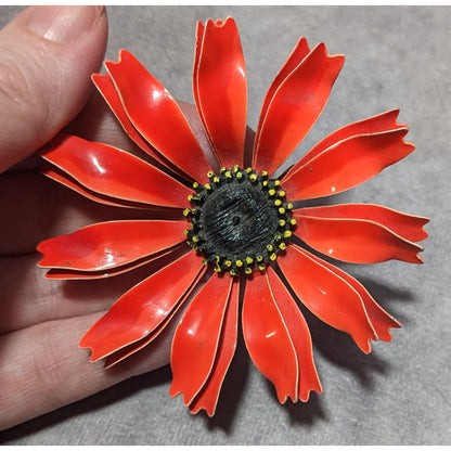 Vintage Red And Black Enameled Metal Daisy Brooch