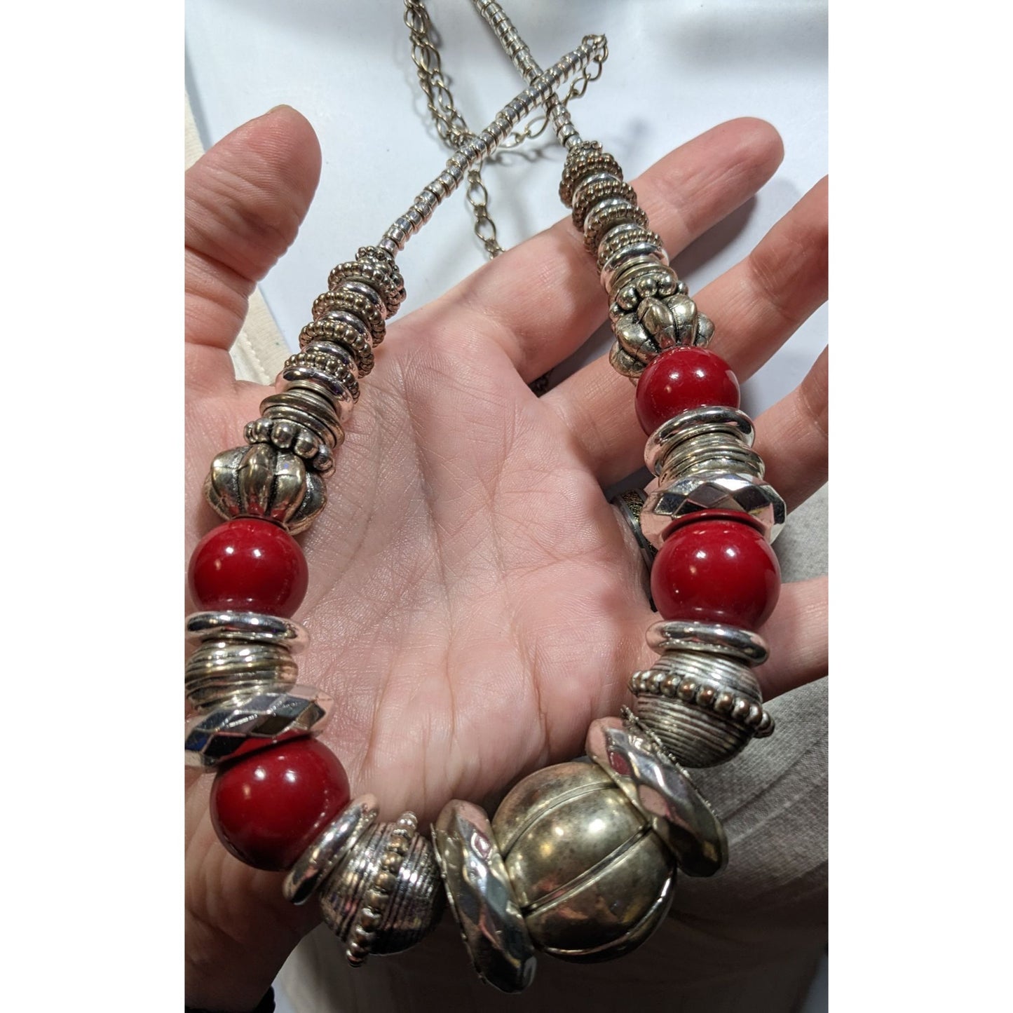 Retro Chunky Metallic Red And Silver Tone Beaded Necklace