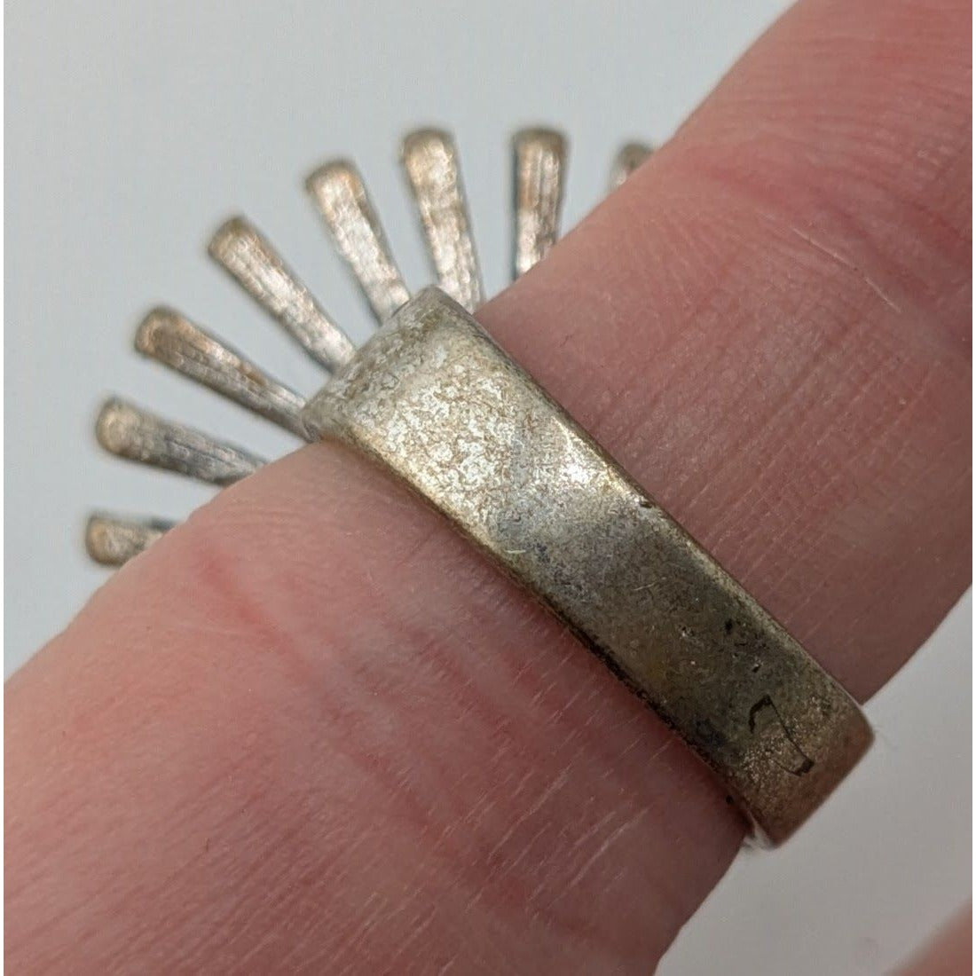 Vintage Adjustable Silver Tone Sunburst Ring With Rhinestone Accent
