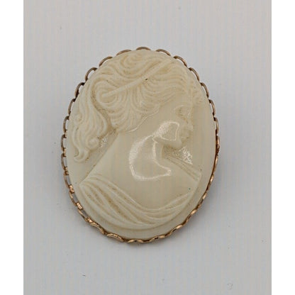 Vintage Victorian Style White Glass Cameo Brooch