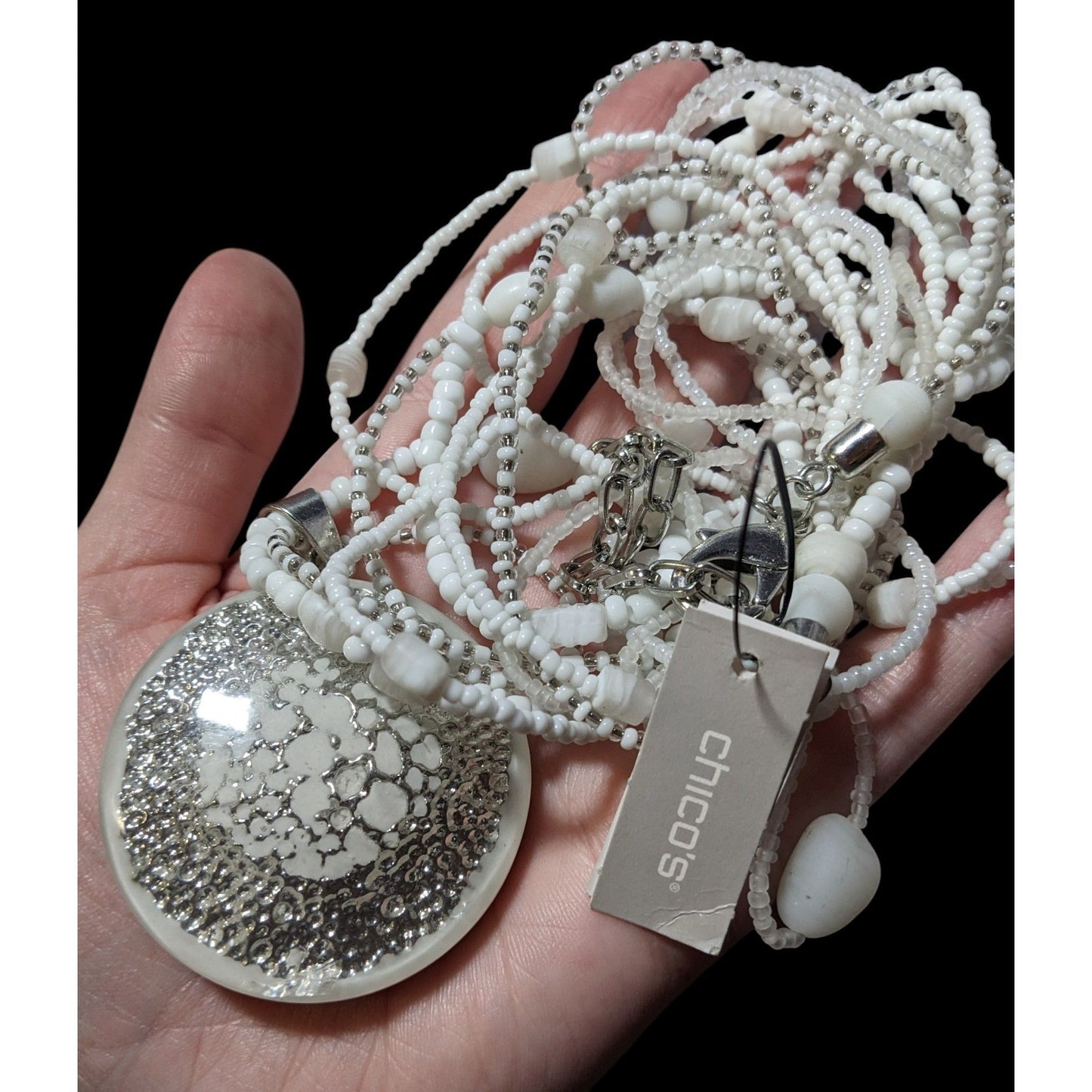 Chico's Nautilus White And Silver Chunky Multilayer Pendant Necklace