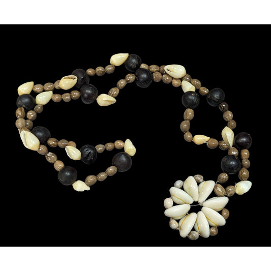 Retro Mermaidcore Cowrie Shell And Natural Seed Flower Pendant Necklace