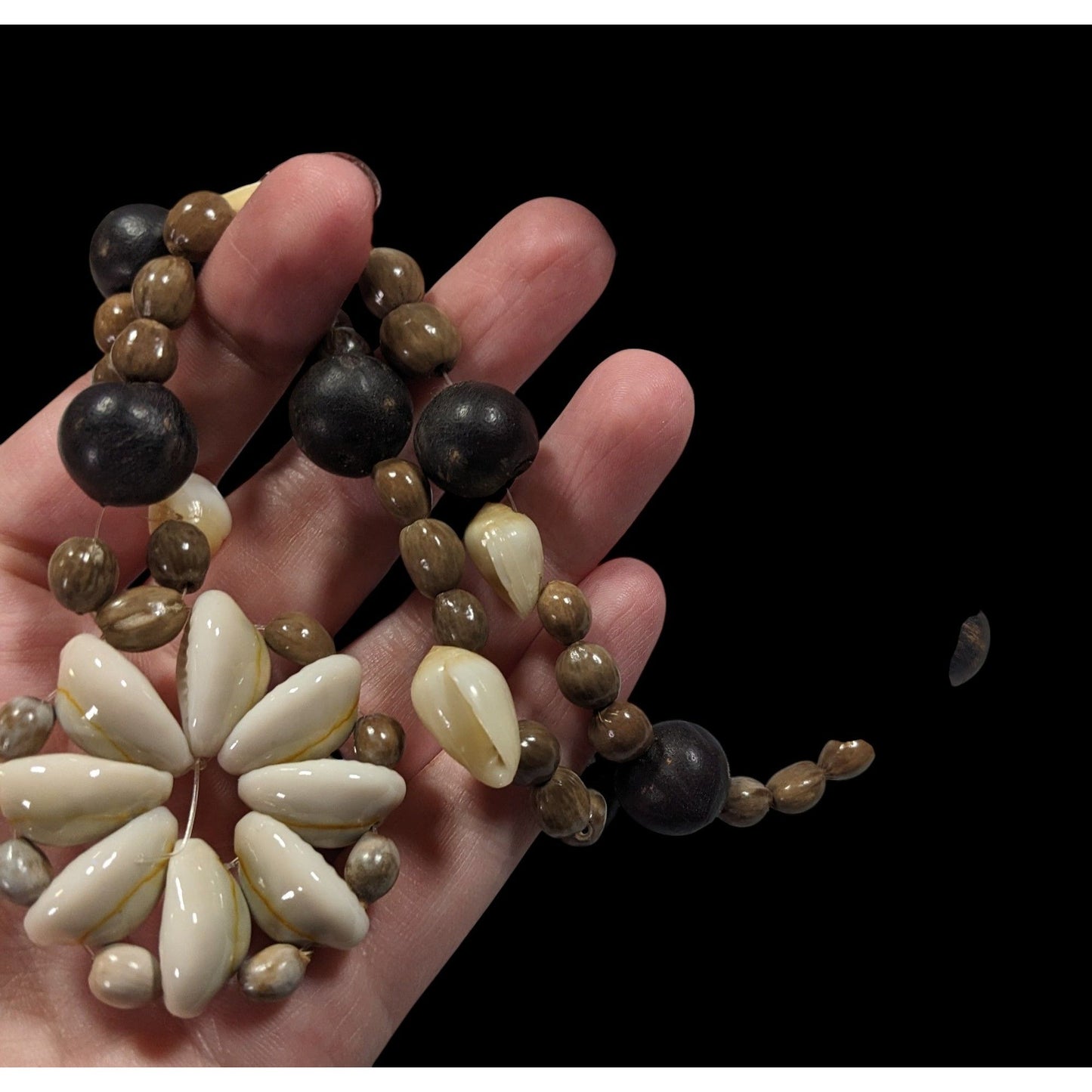 Retro Mermaidcore Cowrie Shell And Natural Seed Flower Pendant Necklace