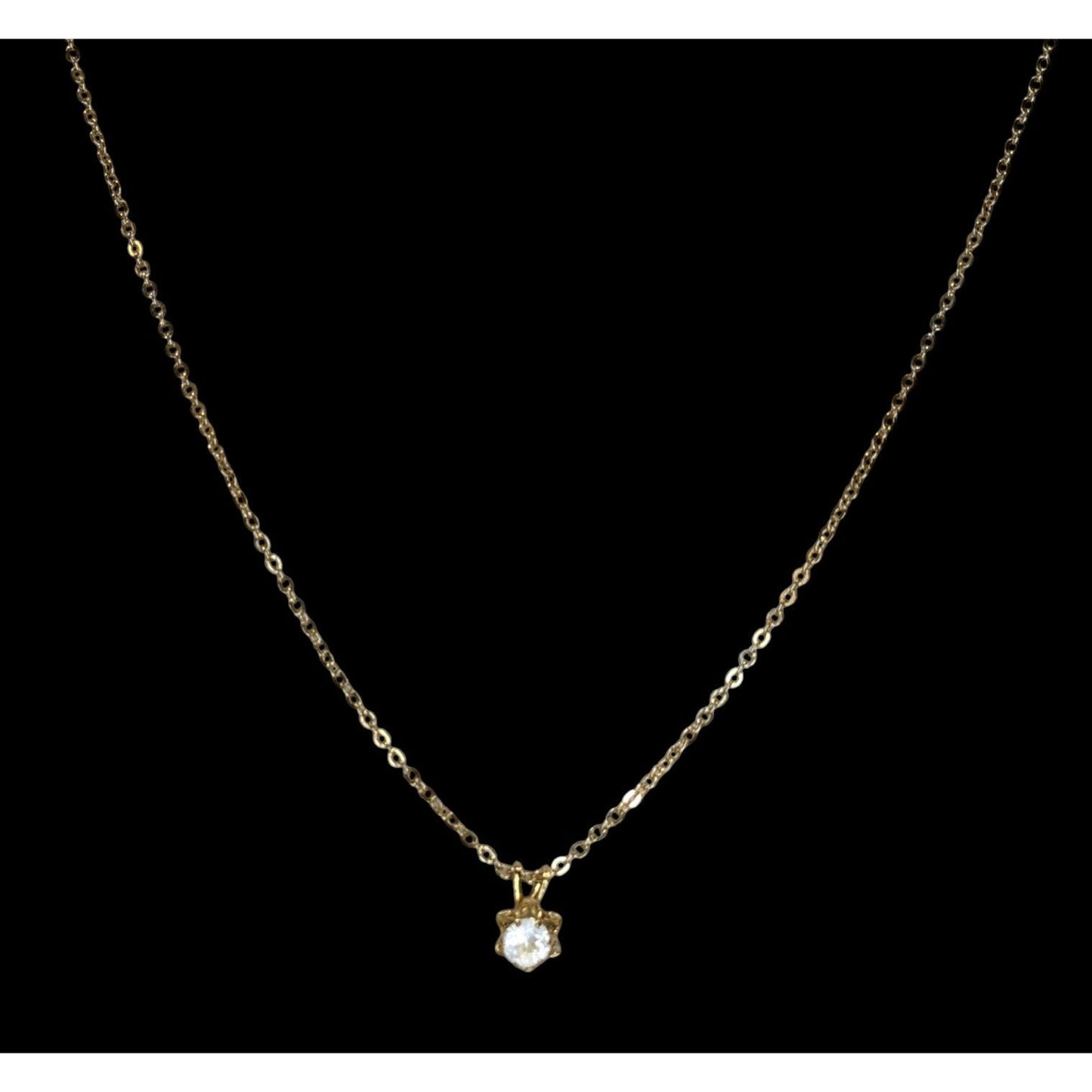 Dainty Minimalist Gold Necklace With Gemmed Flower Pendant