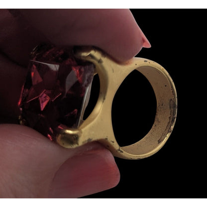Vintage Glam Y2K Pink Crystal Gold Tone Oversized Cocktail Statement Ring