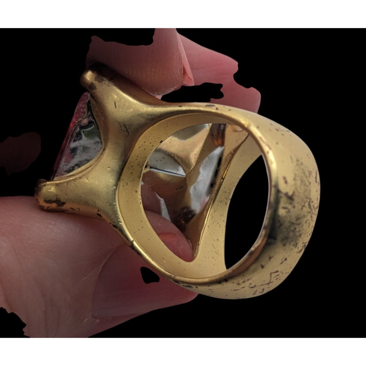 Vintage Glam Y2K Pink Crystal Gold Tone Oversized Cocktail Statement Ring