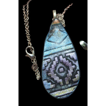 Handmade Southwestern Style Metallic Teardrop Necklace