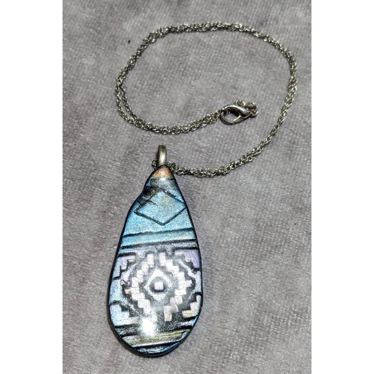 Handmade Southwestern Style Metallic Teardrop Necklace