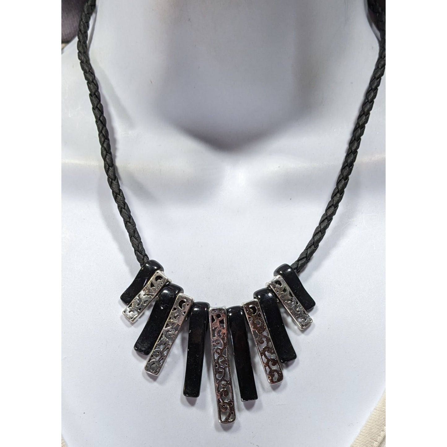 Whimsygoth Floral Filigree Graduated Key Necklace Black And Silver Tone