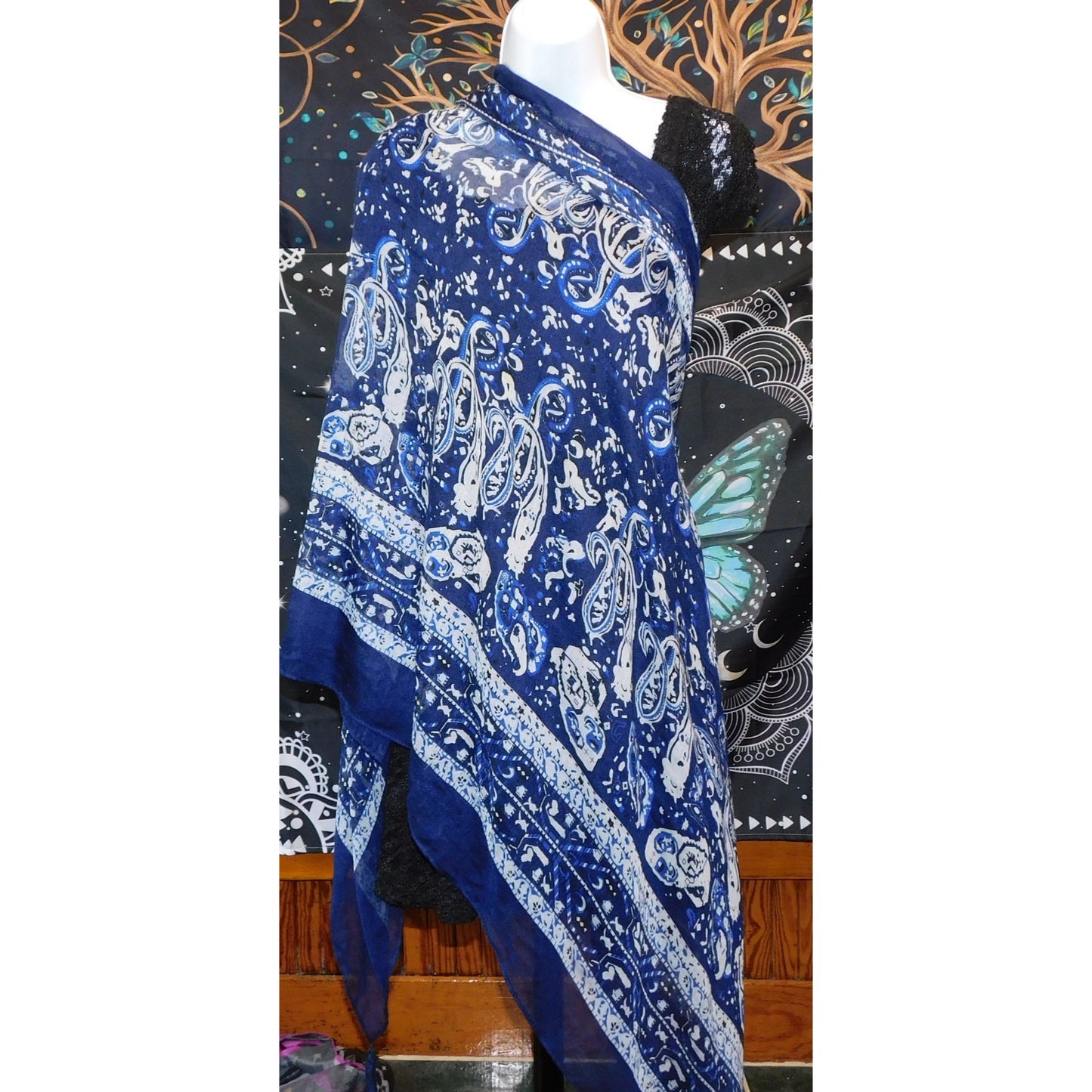 Madden NYC Paisley Scarf Wrap 75x80 Inches Blue & White