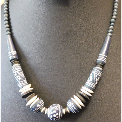 Vintage Blue And White Floral Carved Beaded Necklace