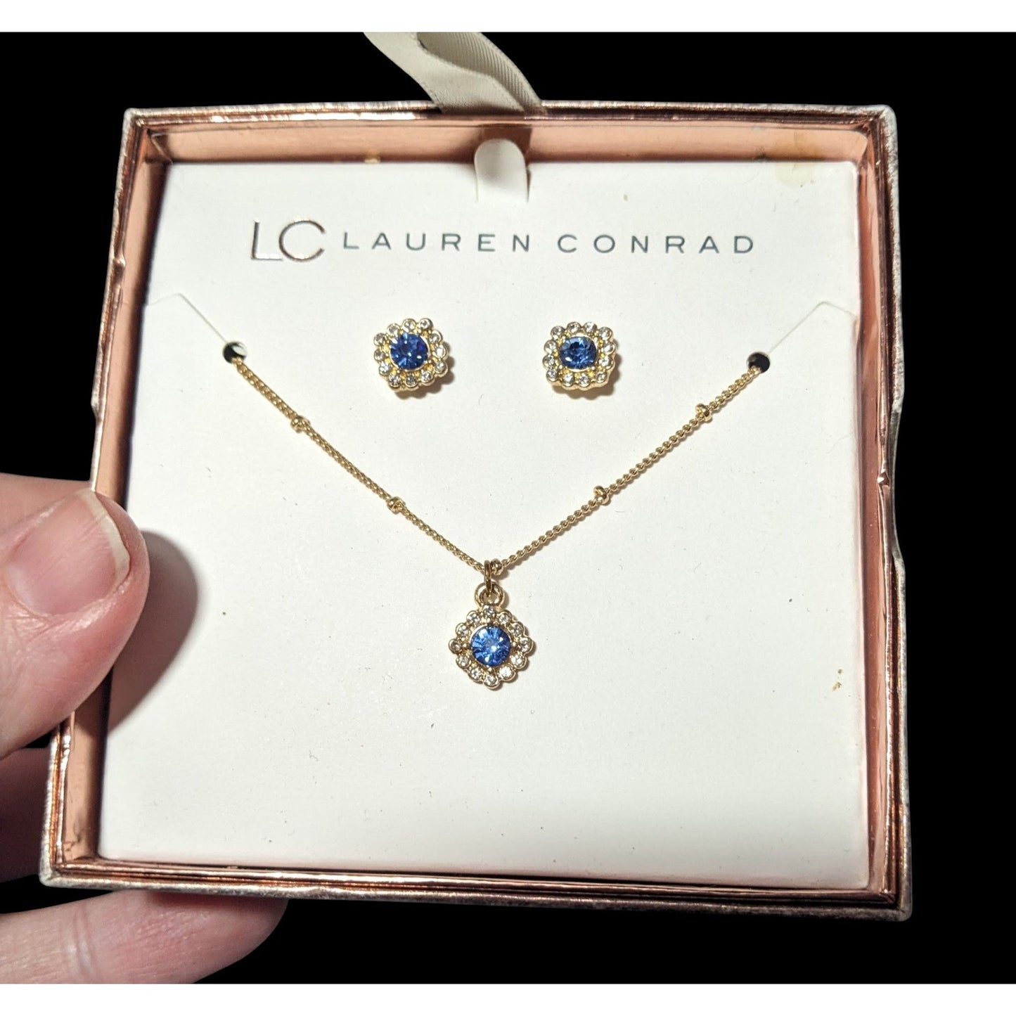 Lauren Conrad Gold Tone And Blue Necklace And Earring Jewelry Set