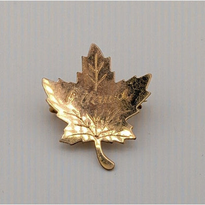 Vintage Canadian Ottowa Engraved Maple Leaf Gold Tone Souvenir Brooch