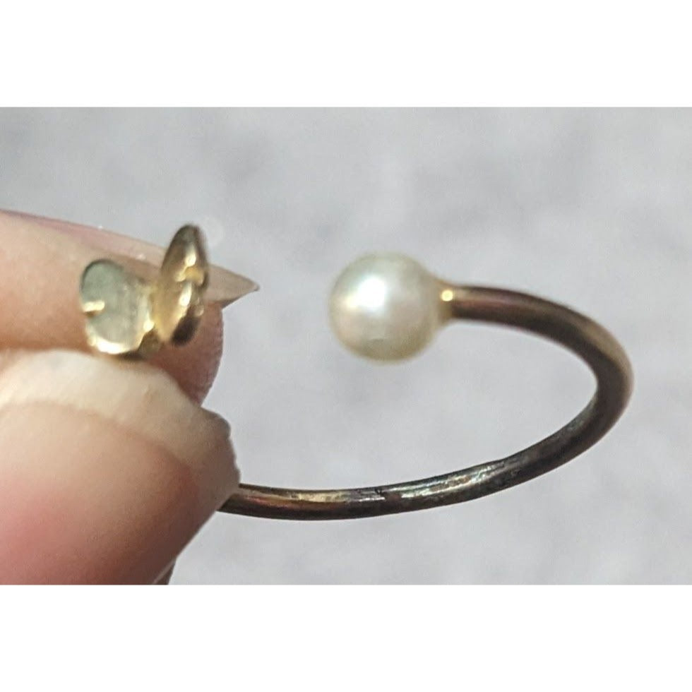 Minimalist Butterfly Faux Pearl Open Top Gold Tone Ring Size 7 3/4