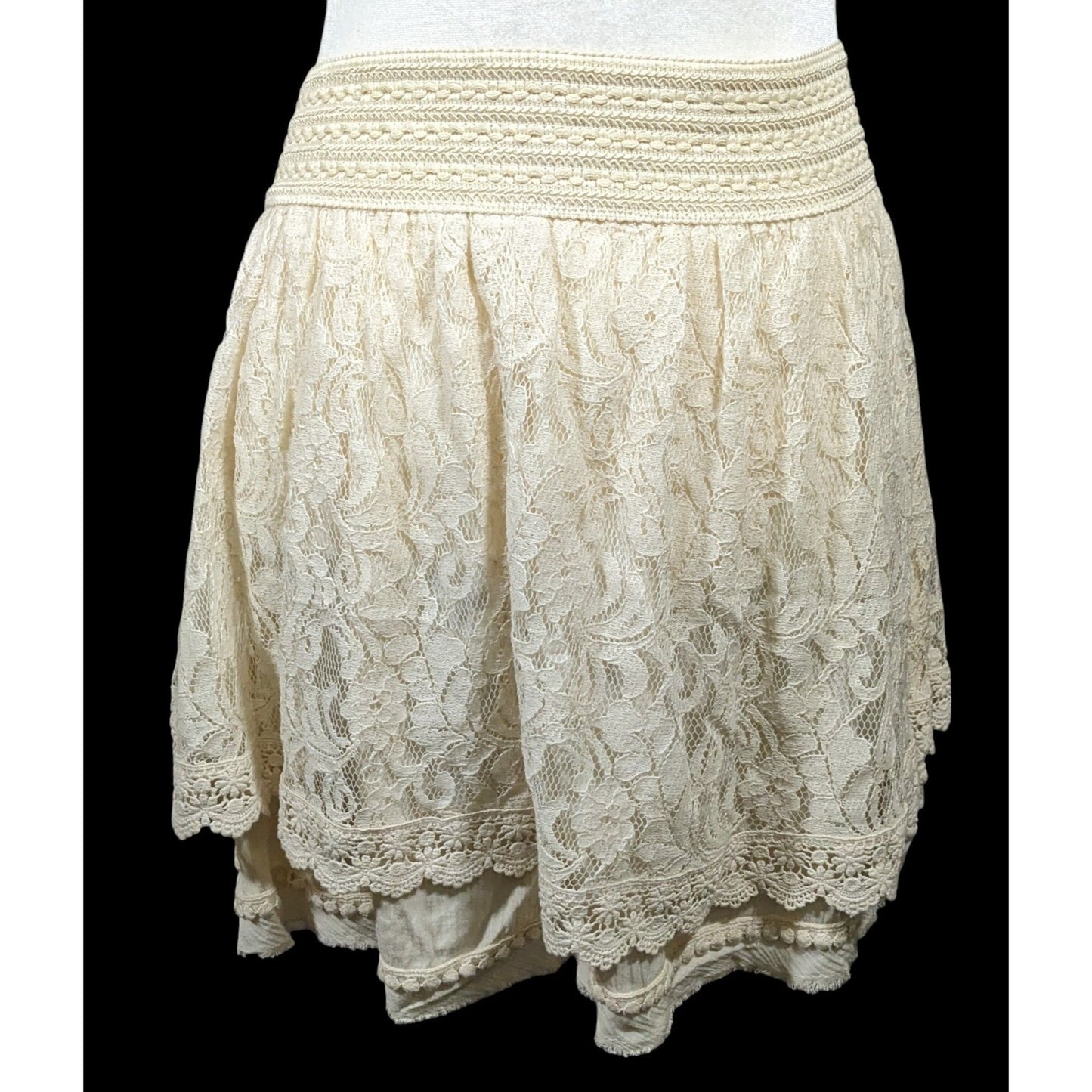 Miss Me Cream Lace Layered Knee Length Skirt Size Large