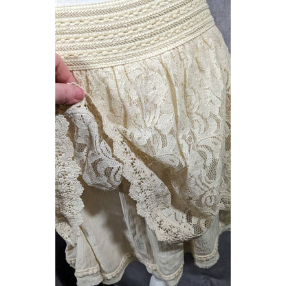 Miss Me Cream Lace Layered Knee Length Skirt Size Large