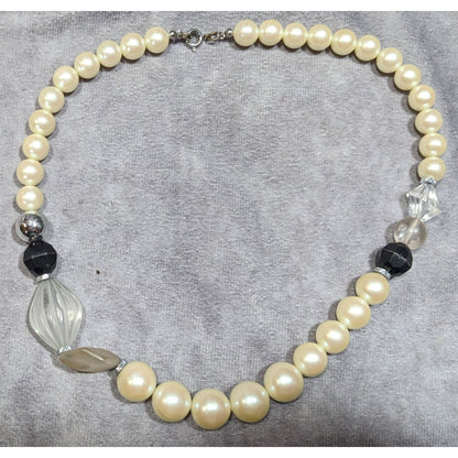 Vintage Chunky Faux Pearl Acrylic And Glass Beaded Necklace