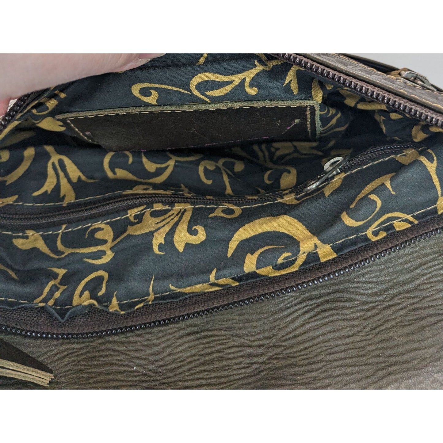 Vintage JL Salvidar Tooled Leather Crossbody Bag With Adjustable Strap & Floral Pattern