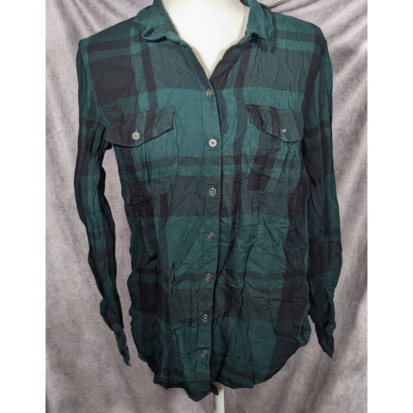 New Directions Black And Green Button Down Top