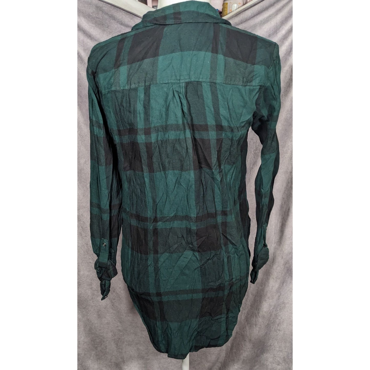 New Directions Black And Green Button Down Top