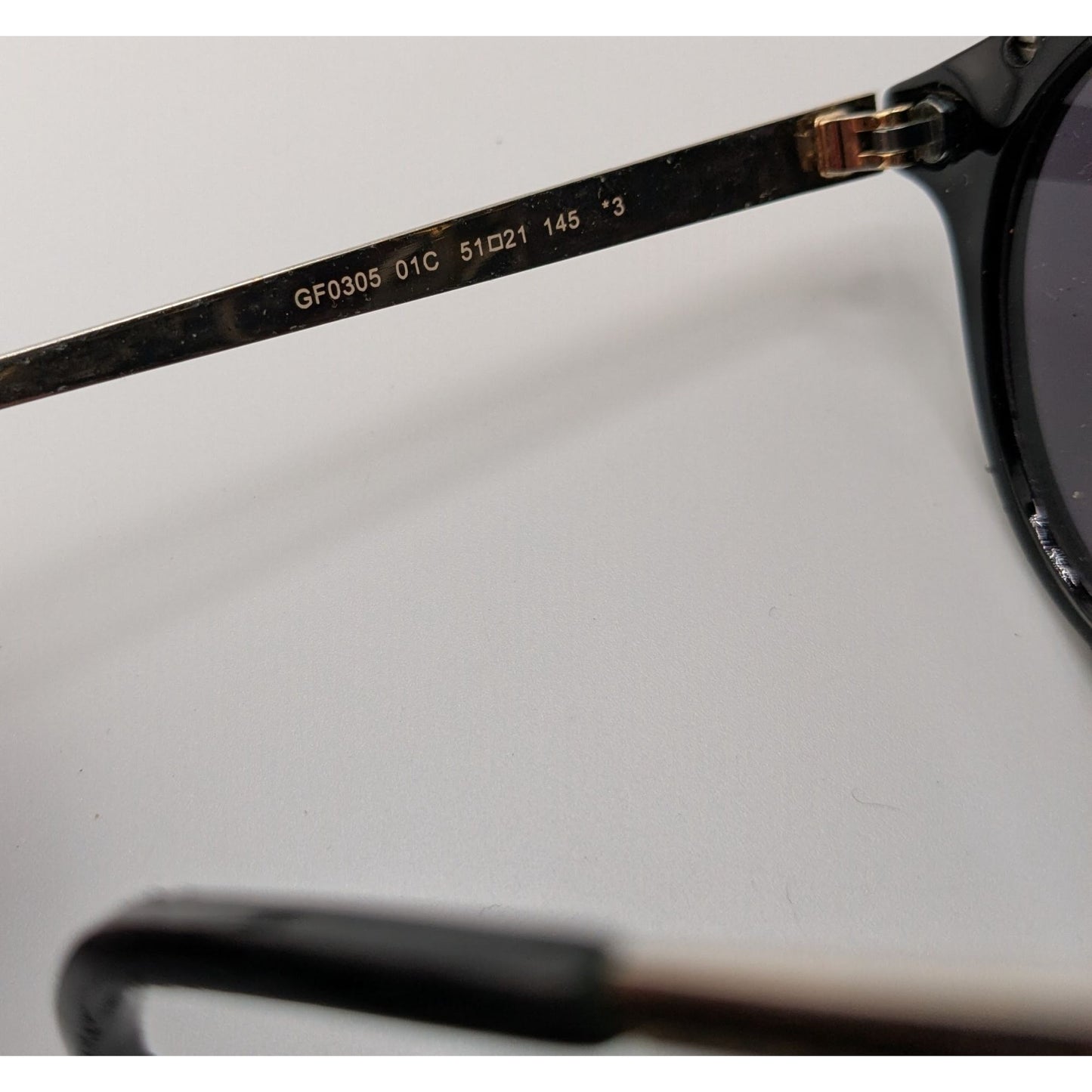 Guess GF0305 Black & Gold Round Sunglasses