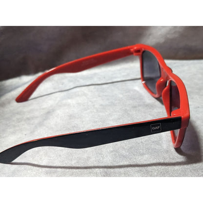 Red And Black Classic Retro GAF Branded Sunglasses