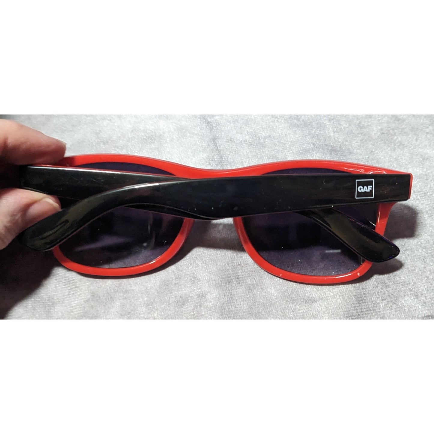 Red And Black Classic Retro GAF Branded Sunglasses