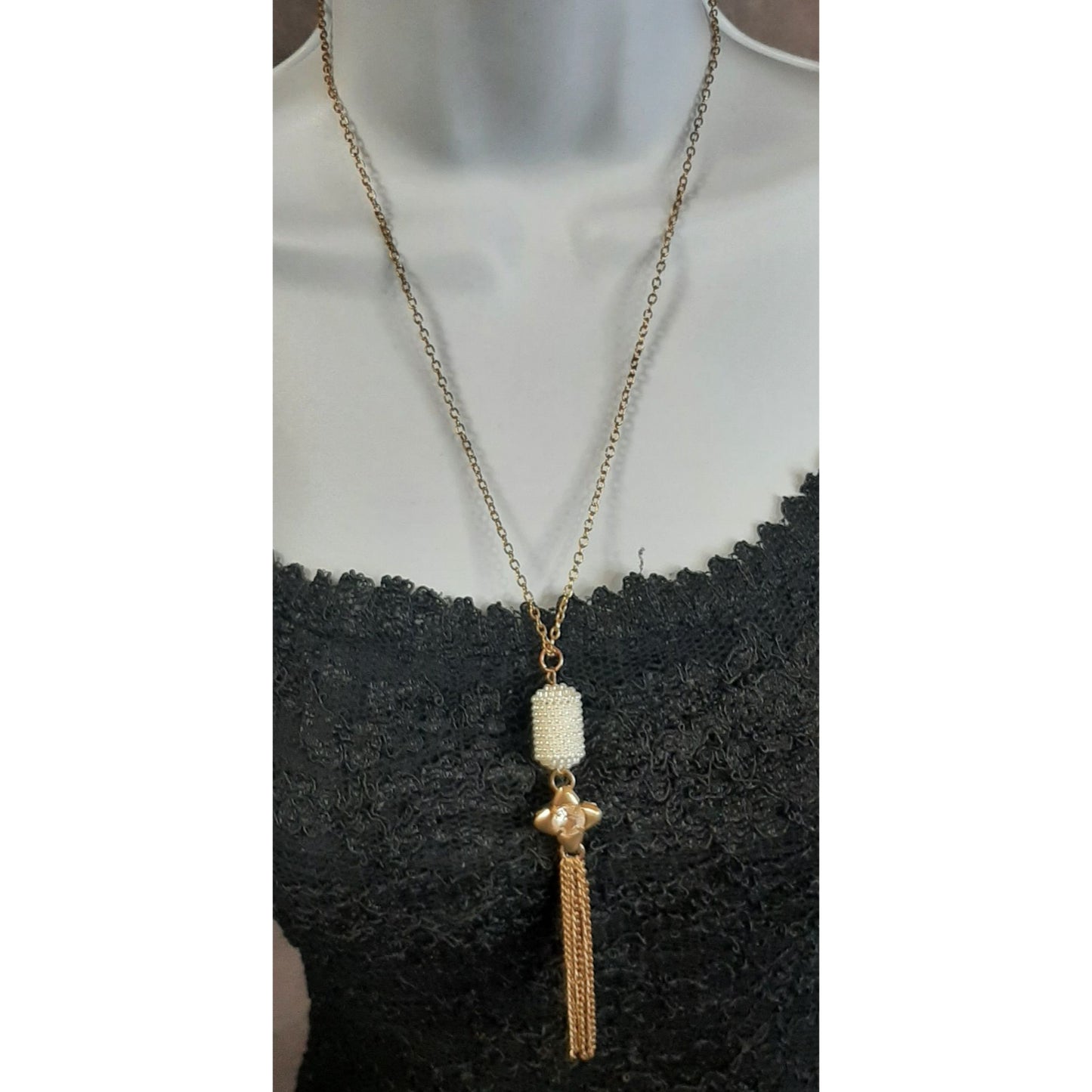 Vintage Retro Gold-Tone Pearl Beaded Pendant Necklace With Crystal Star & Tassel