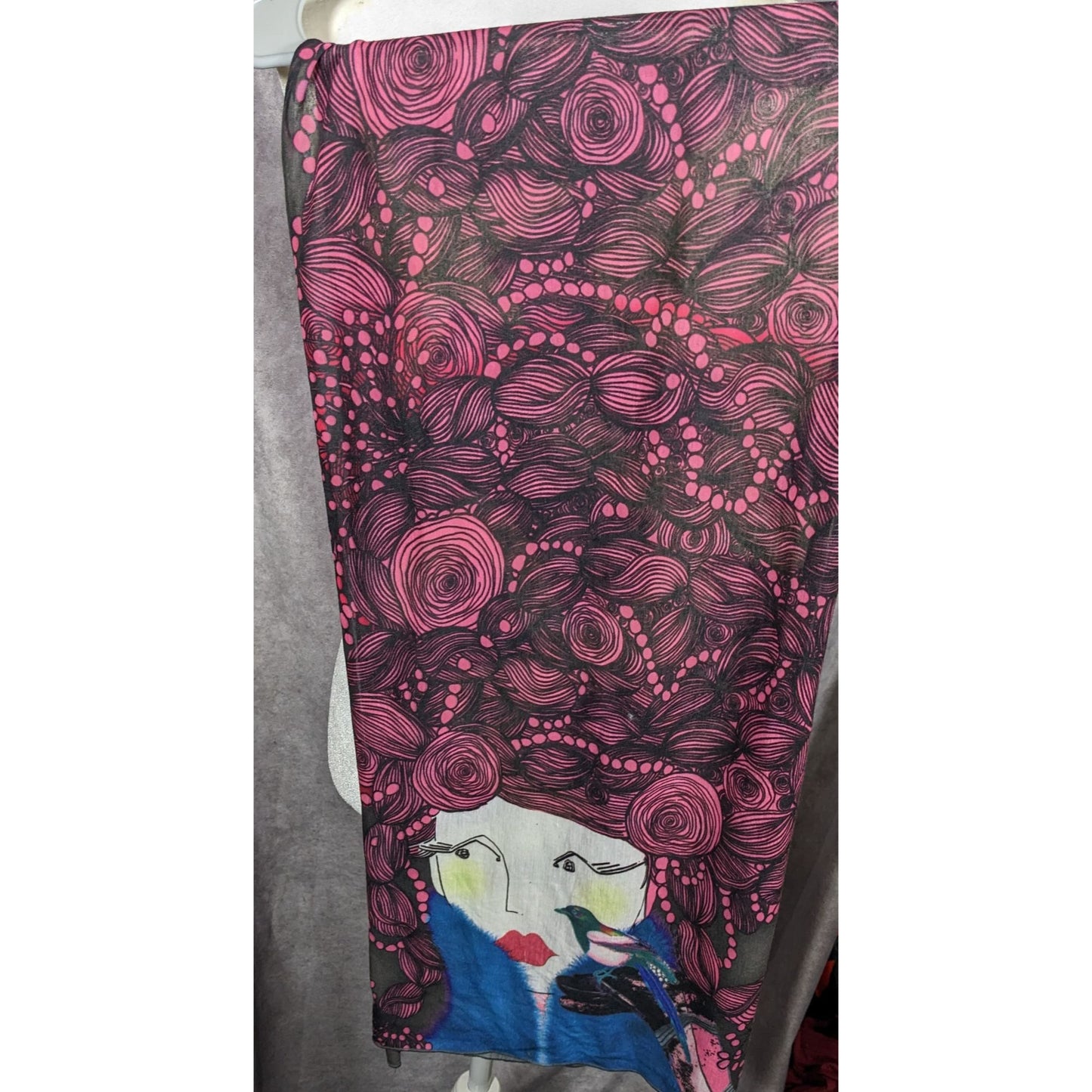 Unique Custoline Women's Portrait Art Scarf