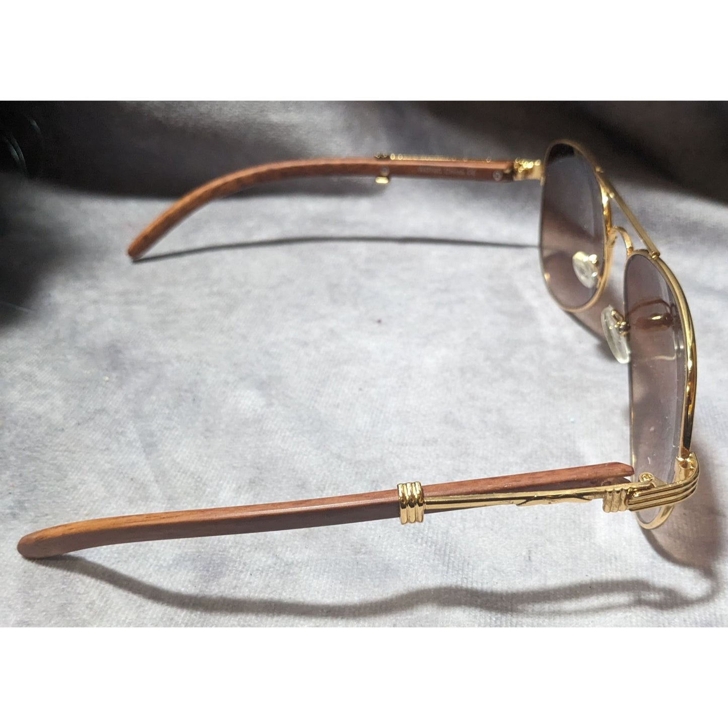 NY Sunglasses Gold And Wood Look Aviator Sunglasses