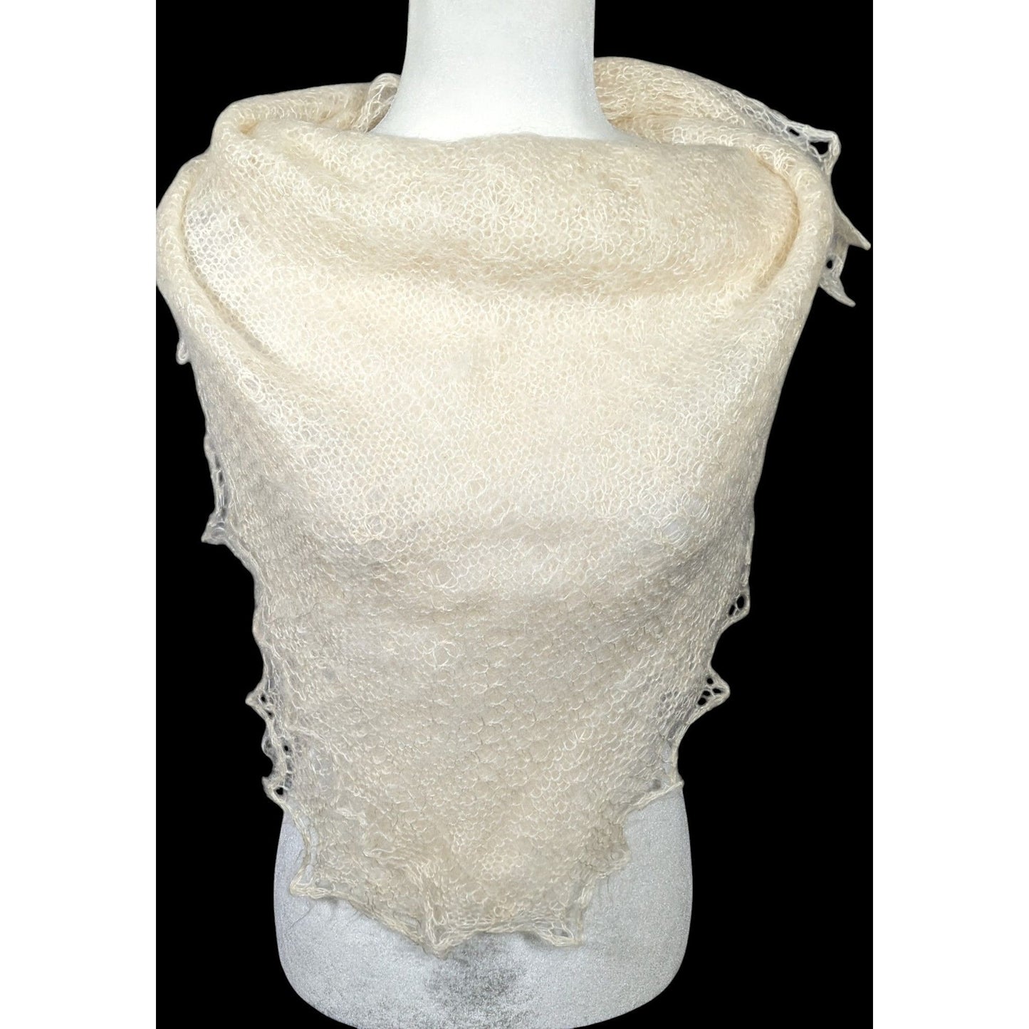 Vintage Handmade Cream Knit Lace Shawl/Scarf