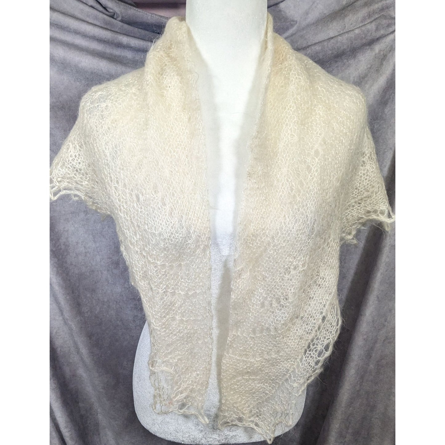Vintage Handmade Cream Knit Lace Shawl/Scarf
