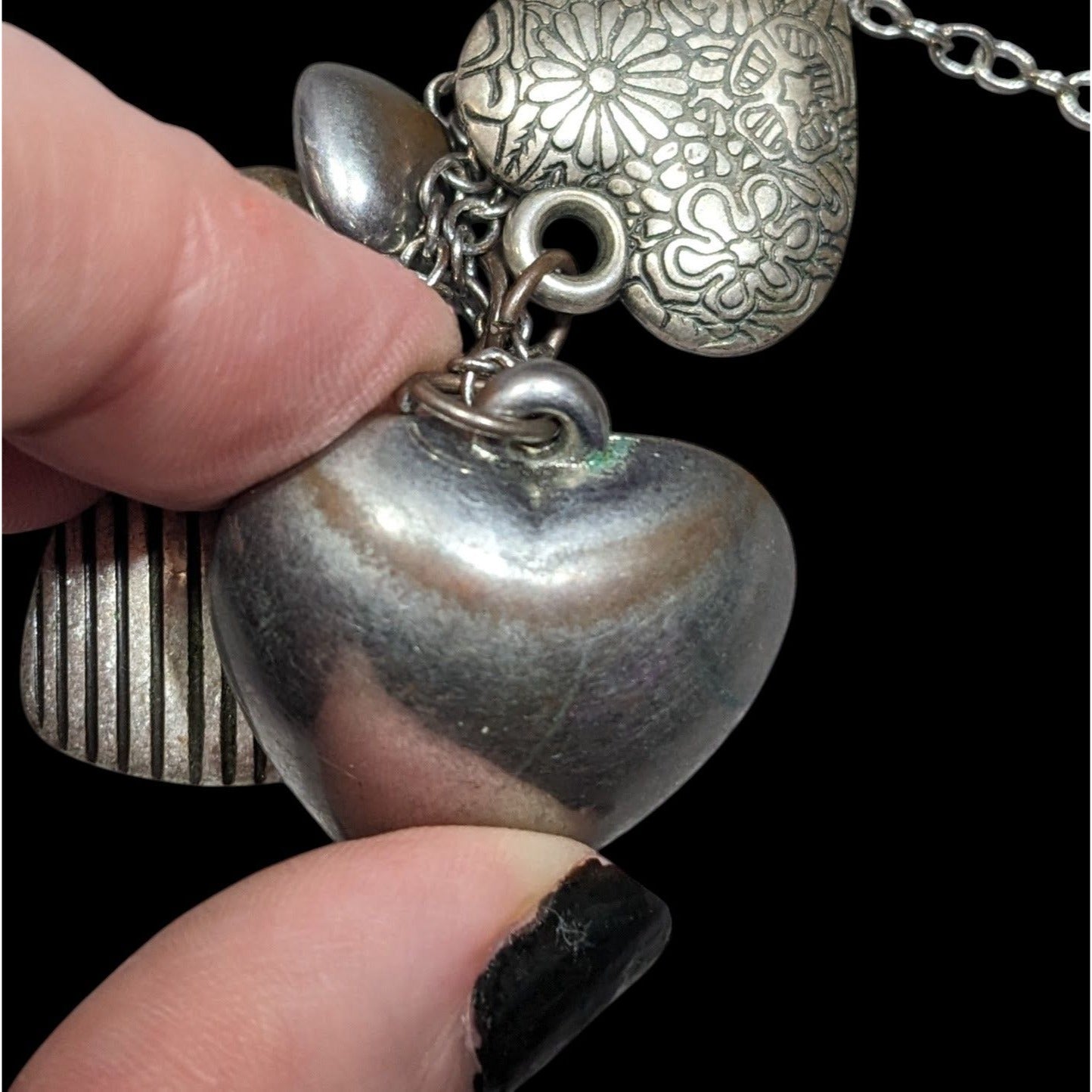 American Eagle Outfitters Y2K Preppy Puffed Heart Cluster Charm Necklace