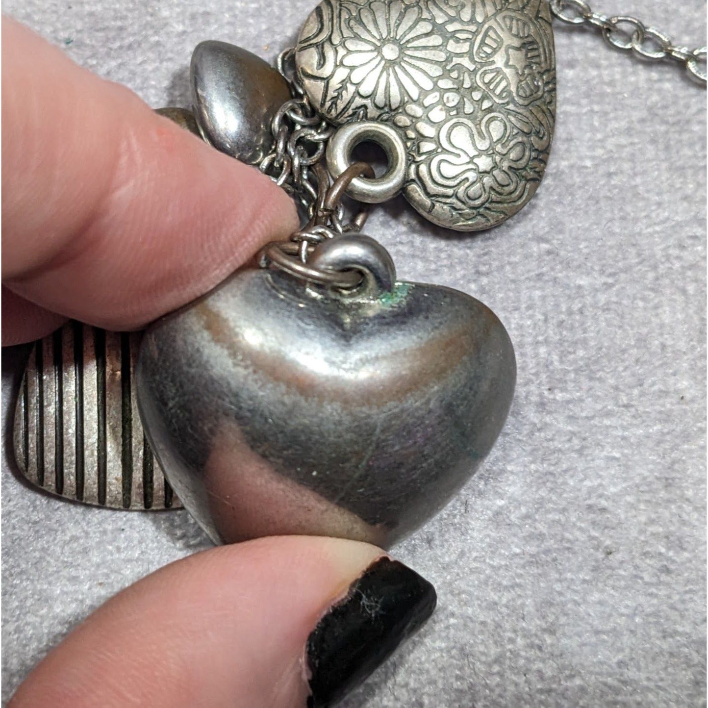 American Eagle Outfitters Y2K Preppy Puffed Heart Cluster Charm Necklace